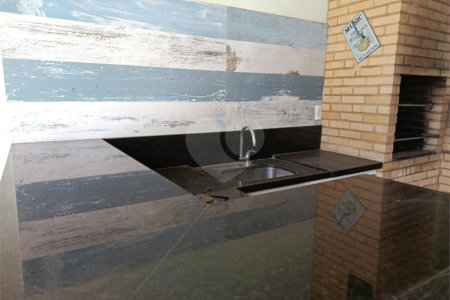 Casa à venda com 4 quartos, sendo 1 suíte, no condomínio Atlantico Sul, Rio de Janeiro - RJ