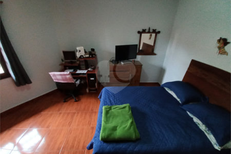 Sobrado à venda com 3 quartos, sendo 1 suíte, em Jardim Umarizal, São Paulo, SP