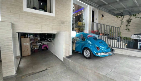 Sobrado à venda com 4 quartos, sendo 1 suíte,  em Vila Gustavo, São Paulo, SP