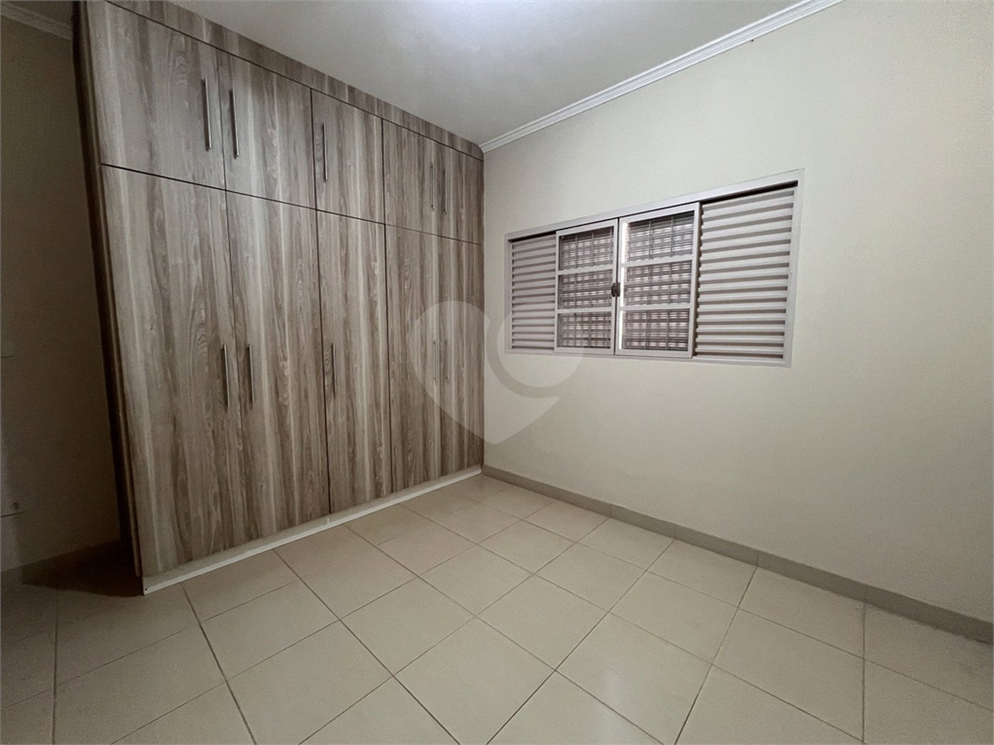 Casa à venda com 3 quartos, sendo 1 suíte,  em Jardim Primaveril, Três Lagoas, MS