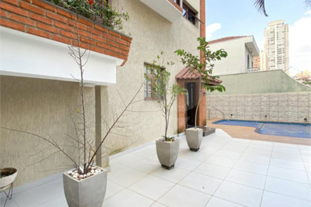 Casa à venda com 3 quartos, sendo 1 suíte, em Santana, São Paulo, SP