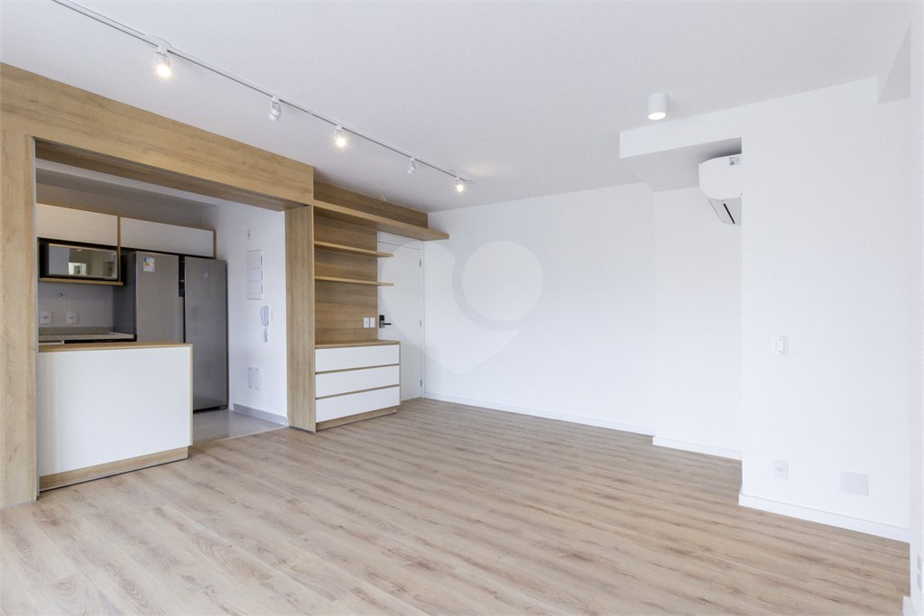 Apartamento à venda com 2 suítes em Pinheiros, São Paulo, SP