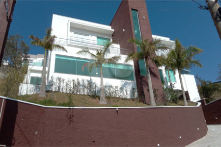 Casa à venda com 4 suítes em Jardim Imperial Hills Iii, Arujá, SP