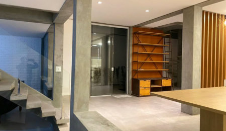 Sobrado à venda com 4 suítes em Vila Inah, São Paulo, SP