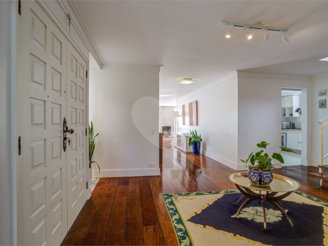 Casa de Vila à venda com 4 suítes em Granja Julieta, São Paulo, SP