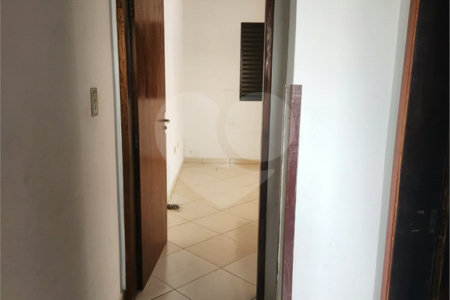 Sobrado à venda com 3 quartos em Vila Dalila, São Paulo, SP