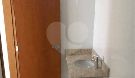 Casa à venda com 1 suíte no condomínio Residencial Sophia, São Paulo - SP