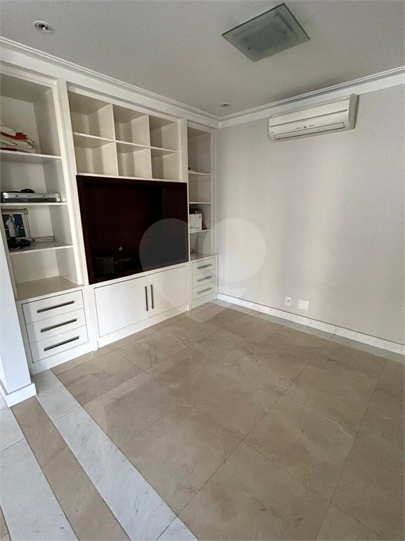 Apartamento à venda com 3 suítes em Indianópolis, São Paulo, SP