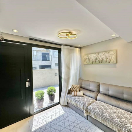 Casa à venda com 2 suítes no condomínio Gran Loft, Cotia - SP
