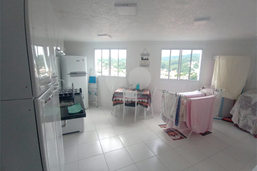 Sobrado à venda com 4 quartos, sendo 1 suíte, em Tremembé, São Paulo, SP