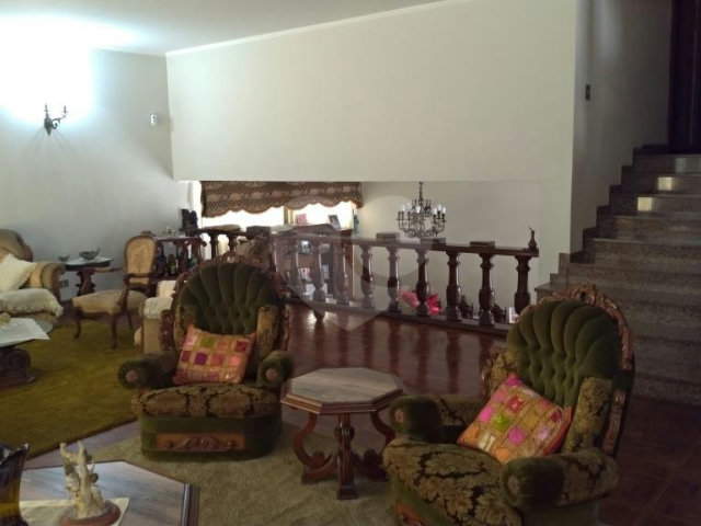 Casa à venda ou para alugar com 4 quartos, sendo 1 suíte,  em Vila Paulicéia, São Paulo, SP