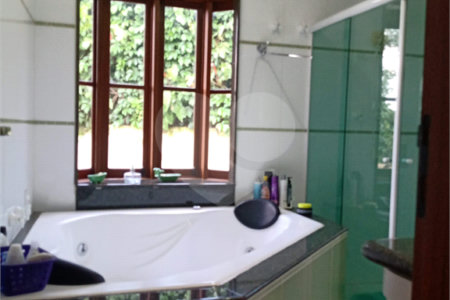 Casa de Vila à venda com 4 suítes em Guarapiranga, São Paulo, SP