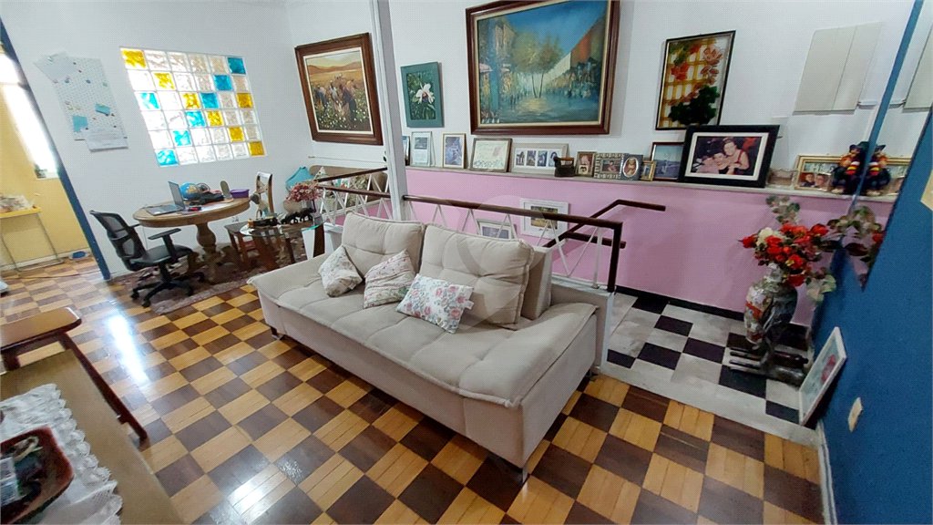 Casa à venda com 6 quartos, sendo 3 suítes, em Grajaú, Rio de Janeiro, RJ