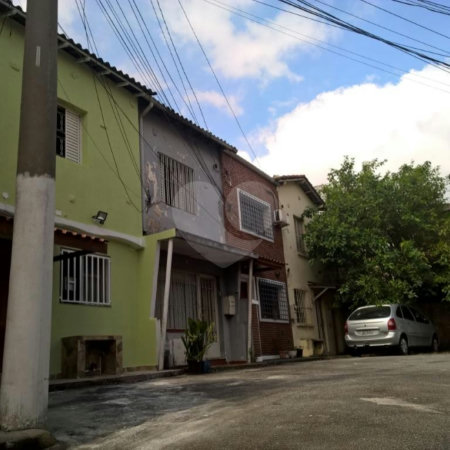 Casa à venda com 2 quartos em Cambuci, São Paulo, SP