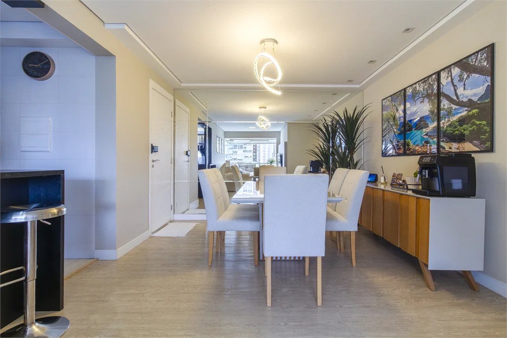 Apartamento à venda com 3 quartos, sendo 1 suíte, em Jardim Vazani, São Paulo, SP