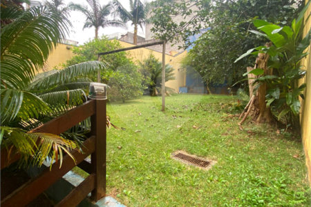 Sobrado à venda com 4 quartos, sendo 1 suíte,  em Vila Suissa, Mogi das Cruzes, SP