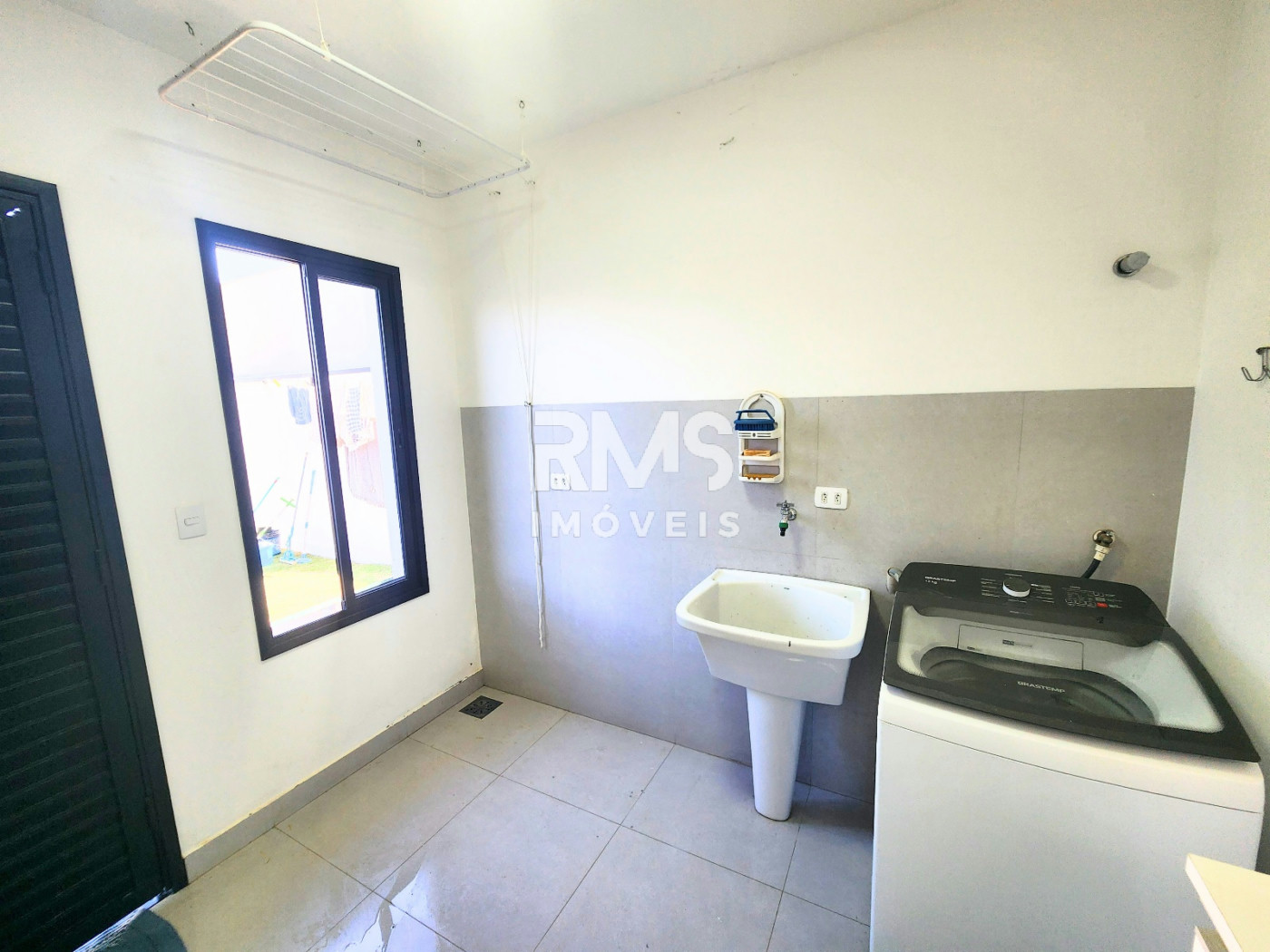 Casa à venda ou para alugar com 4 quartos, sendo 3 suítes,  em Pinheirinho Ii, Itu, SP