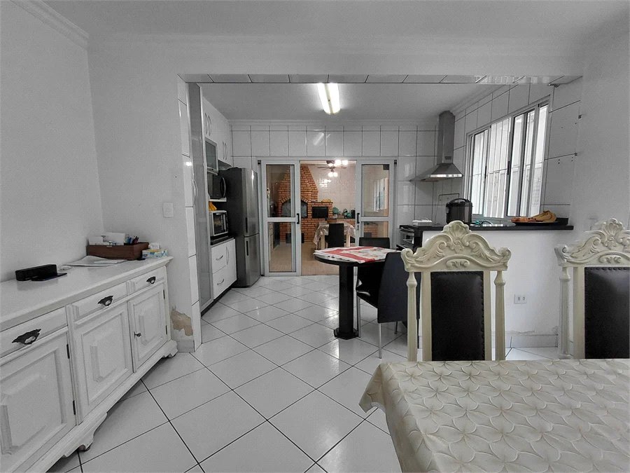 Casa à venda com 3 quartos, sendo 1 suíte, em Vila Ipojuca, São Paulo, SP