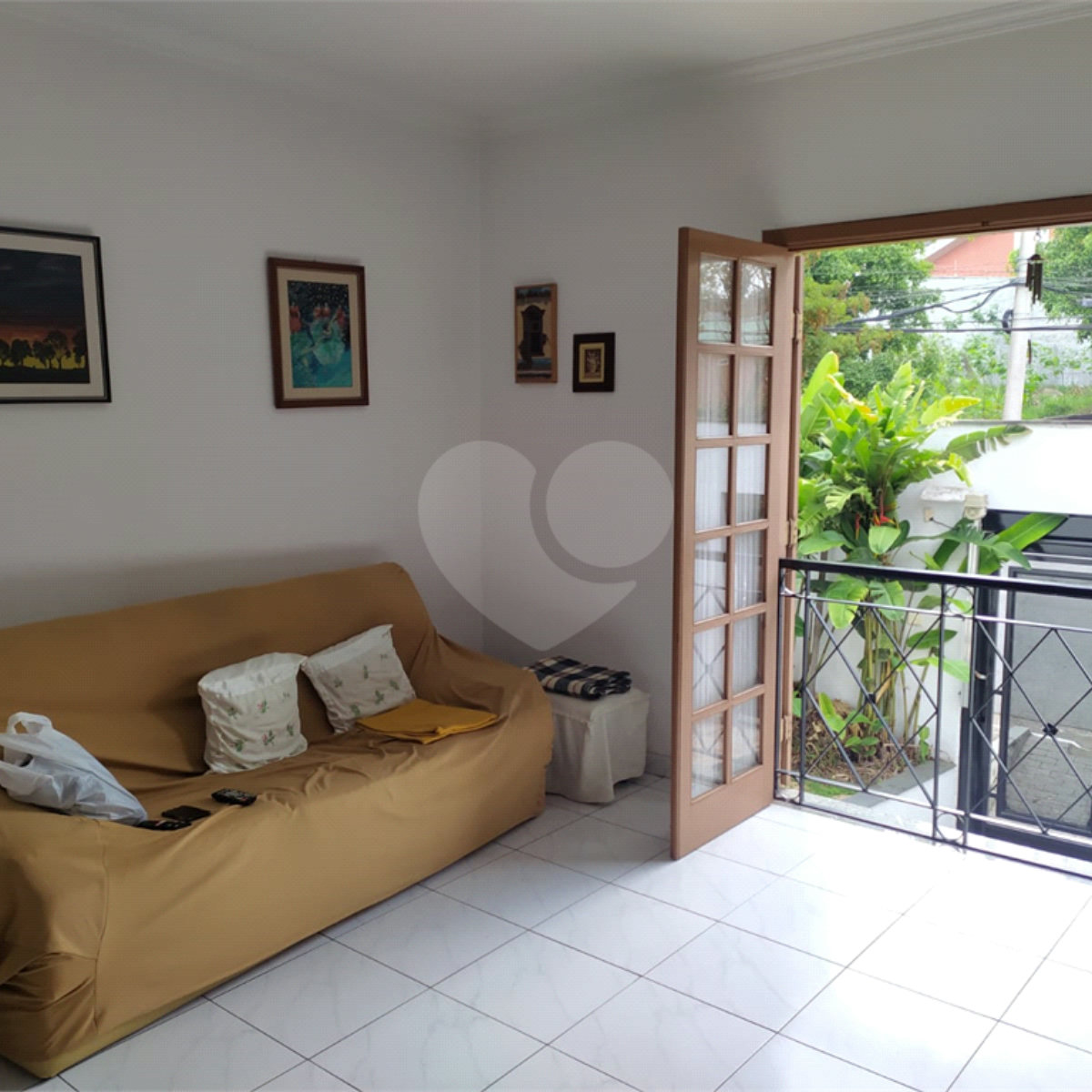 Sobrado à venda com 4 quartos, sendo 2 suítes, em Jardim Prudência, São Paulo, SP
