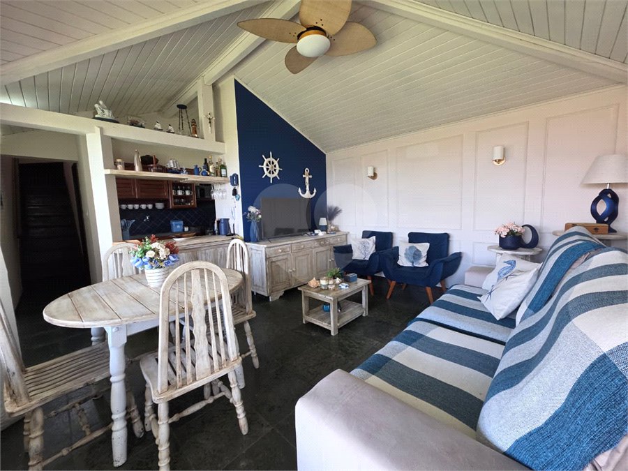 Casa em condomínio à venda com 2 quartos, sendo 1 suíte, em Praia Rasa, Armação dos Búzios, RJ