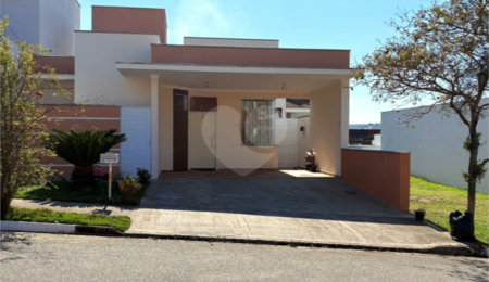 Casa à venda com 3 quartos, sendo 1 suíte,  no condomínio Jd Portugal, Sorocaba - SP