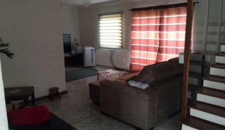 Sobrado à venda com 3 quartos, sendo 1 suíte,  em Jardim Virginia Bianca, São Paulo, SP