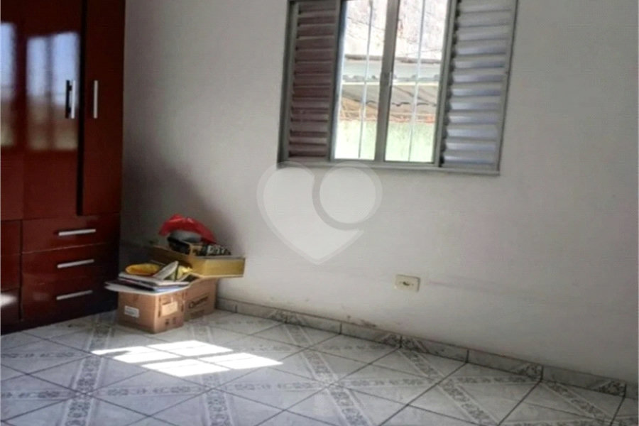 Casa à venda com 3 quartos, sendo 1 suíte, em Vila Mariana, São Paulo, SP