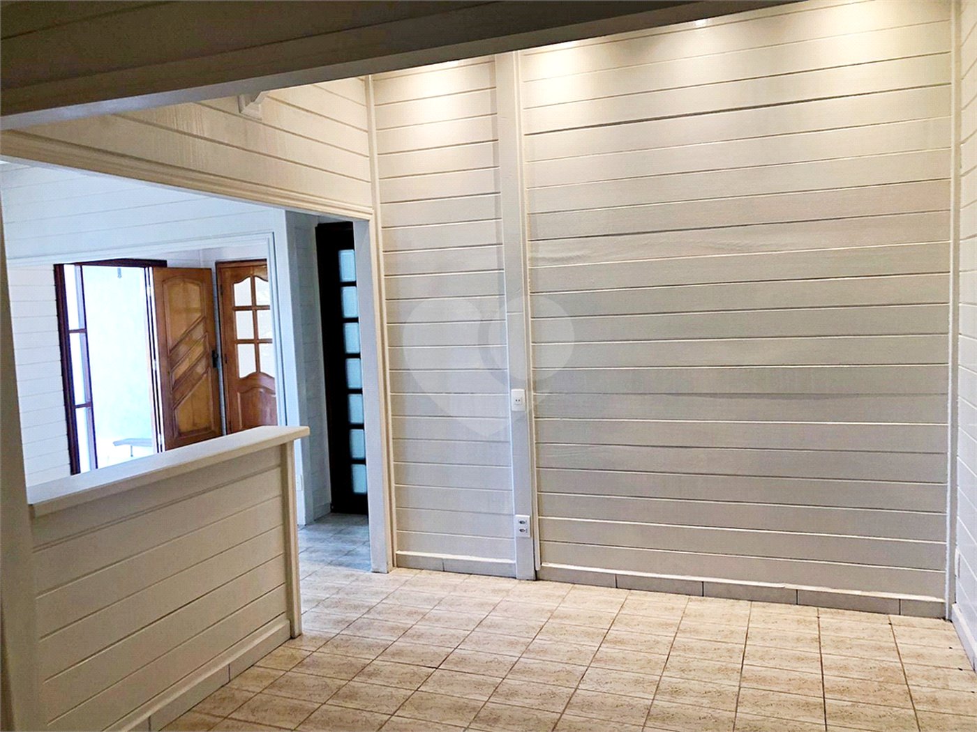 Casa à venda com 4 quartos, sendo 2 suítes, no condomínio Estância Marambaia, Vinhedo - SP