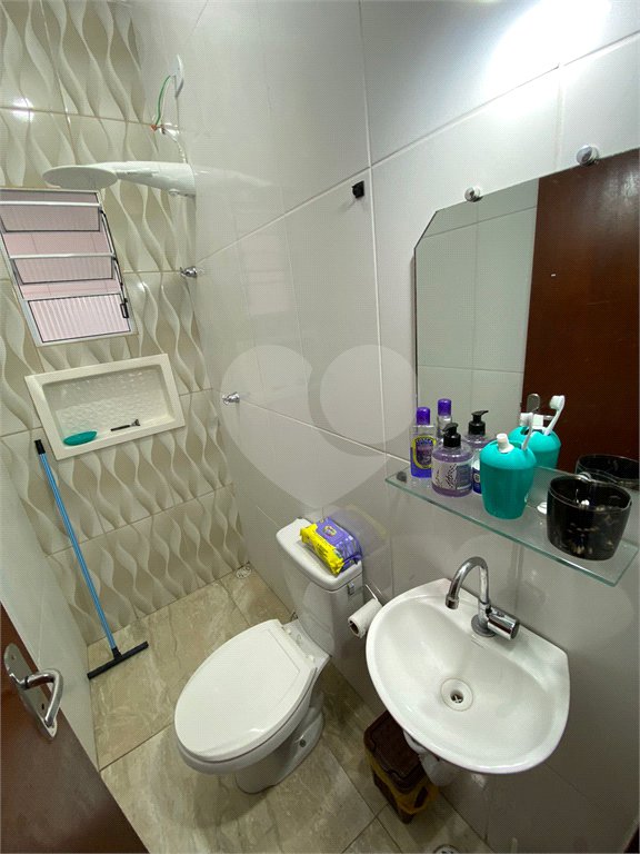 Casa à venda com 2 quartos, sendo 1 suíte, em Jardim Santa Inês, Suzano, SP