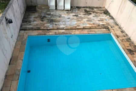 Sobrado à venda com 5 quartos, sendo 1 suíte, em Santa Teresinha, São Paulo, SP