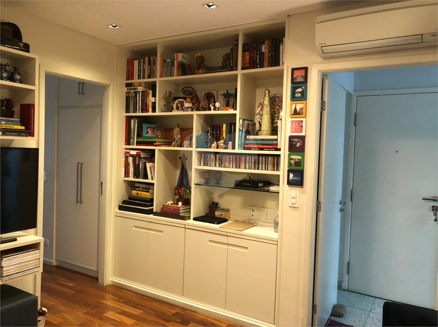 Apartamento à venda com 4 quartos, sendo 3 suítes, em Alto da Boa Vista, São Paulo, SP