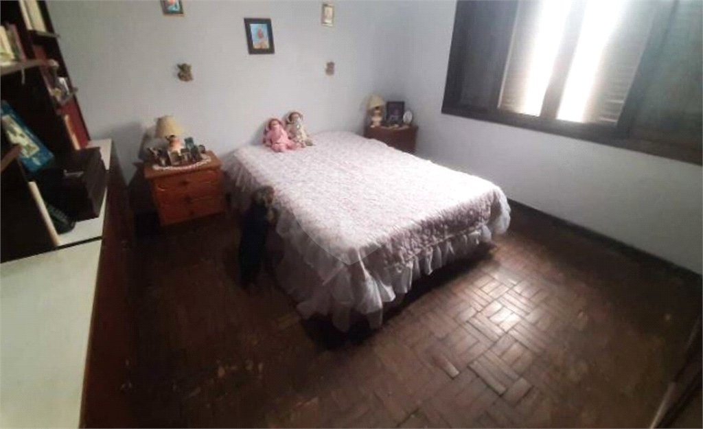 Sobrado à venda com 5 quartos, sendo 1 suíte, em Jardim Sabará, São Paulo, SP
