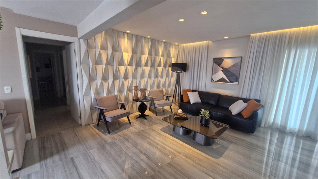 Apartamento à venda com 3 suítes em Santana, São Paulo, SP