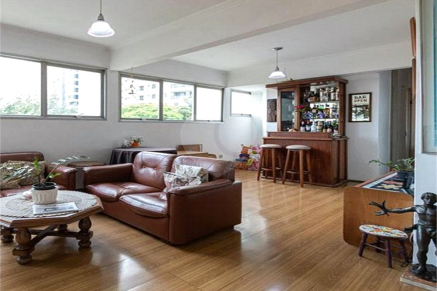 Apartamento à venda com 3 quartos, sendo 1 suíte, em Perdizes, São Paulo, SP