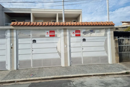 Sobrado à venda com 3 quartos, sendo 1 suíte, em Vila Mazzei, São Paulo, SP