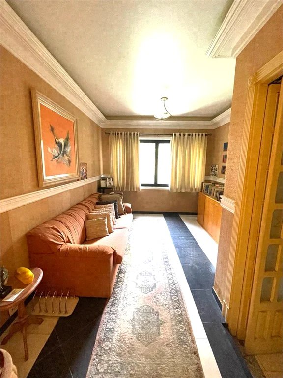 Apartamento à venda ou para alugar com 4 quartos, sendo 3 suítes,  em Jardim Vitória Régia, São Paulo, SP