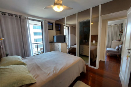 Cobertura à venda com 4 quartos, sendo 1 suíte, em Tijuca, Rio de Janeiro, RJ