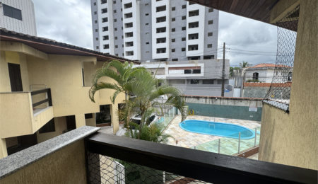 Condomínio à venda com 2 quartos em Guilhermina, Praia Grande, SP