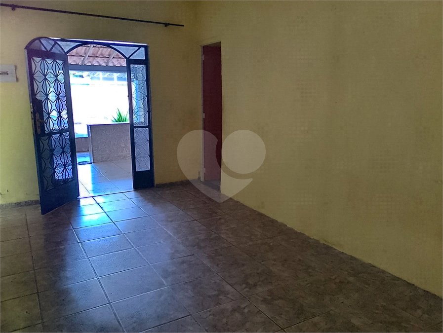 Casa à venda com 3 quartos, sendo 1 suíte, em Sepetiba, Rio de Janeiro, RJ