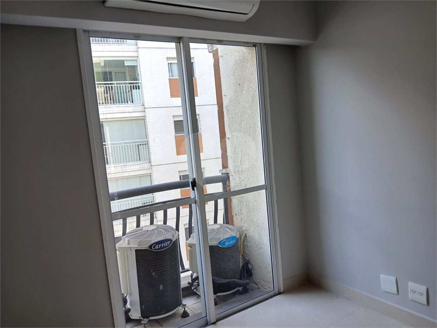 Cobertura à venda com 4 quartos, sendo 3 suítes,  em Cidade São Francisco, São Paulo, SP