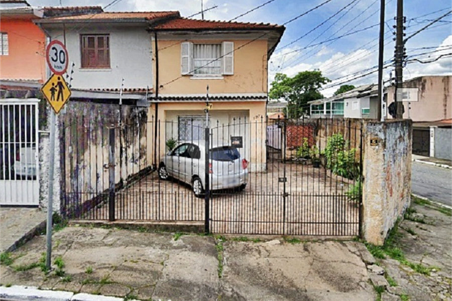 Sobrado à venda com 2 quartos em Tremembé, São Paulo, SP