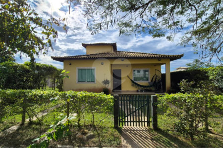 Casa à venda com 3 quartos, sendo 1 suíte, em Rasa, Armação dos Búzios, RJ