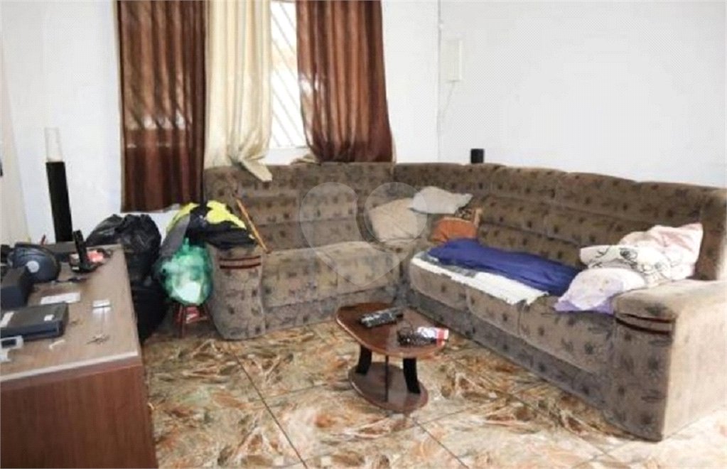 Casa à venda com 3 quartos, sendo 1 suíte,  em Vila Nova Carolina, São Paulo, SP