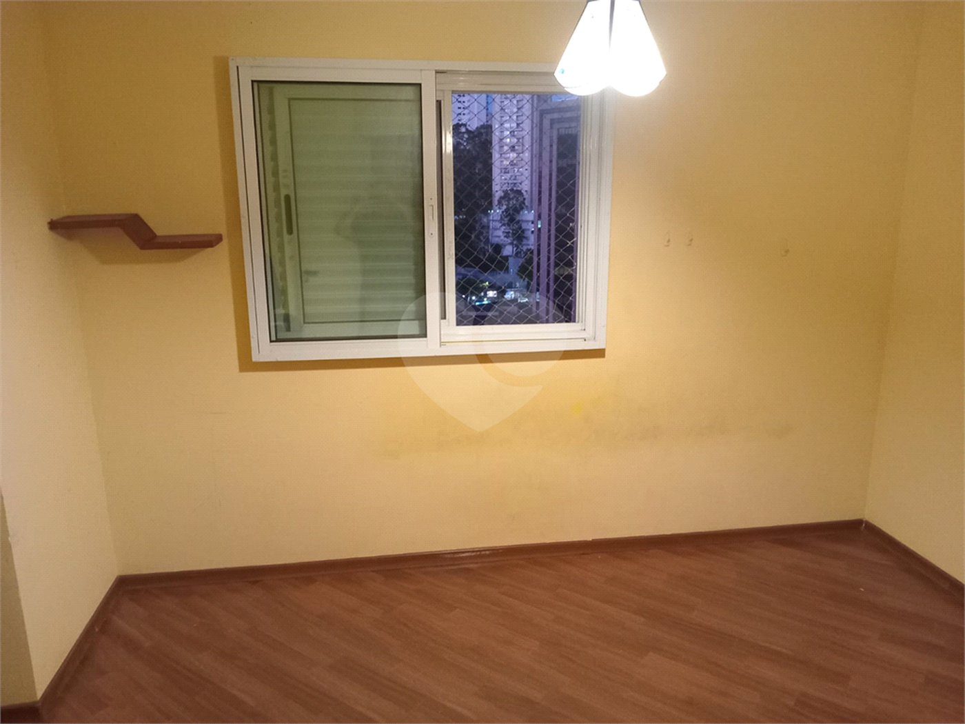 Apartamento à venda com 3 quartos, sendo 1 suíte,  em Vila Suzana, São Paulo, SP
