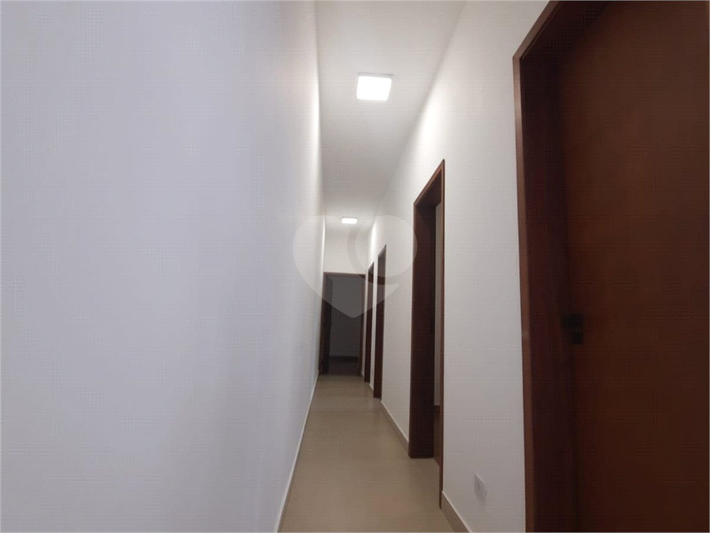 Casa à venda com 3 quartos, sendo 1 suíte,  no condomínio Reserva Ipanema, Sorocaba - SP