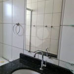 Apartamento no Condomínio Monte Verde.