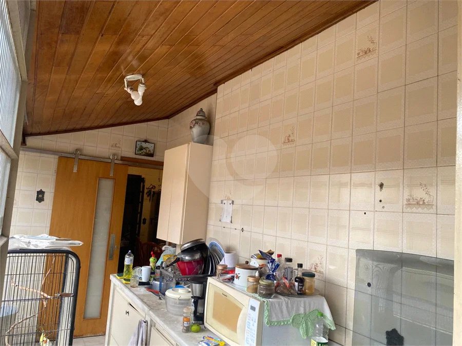 Terreno 10 X 30m,ideal para construtor, com casa principal, mais 3 casas no mesmo terreno e gerando renda, em Perdizes - São Paulo