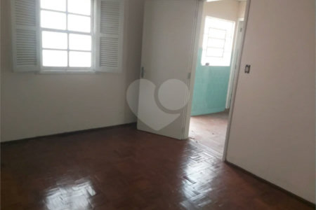 Casa térrea a venda no centro de São Carlos com 3 quartos