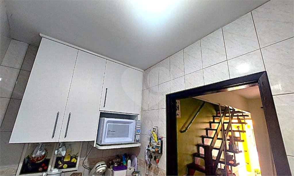 Sobrado a venda em Condominio fechado 80m 02 dormitórios 01 vaga