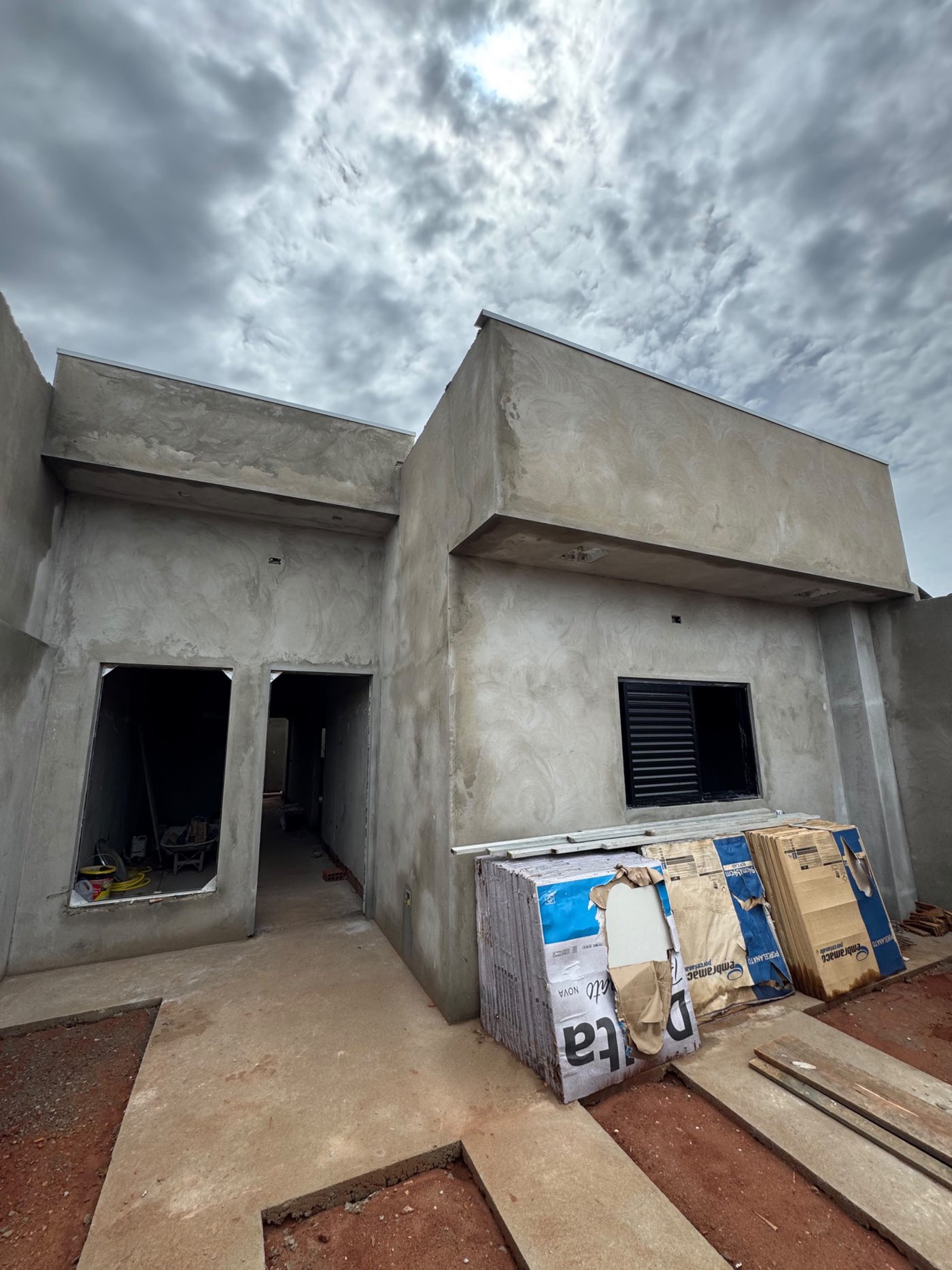 Casa à venda com 3 quartos, sendo 1 suíte, em Jardim Alvorada, Três Lagoas, MS